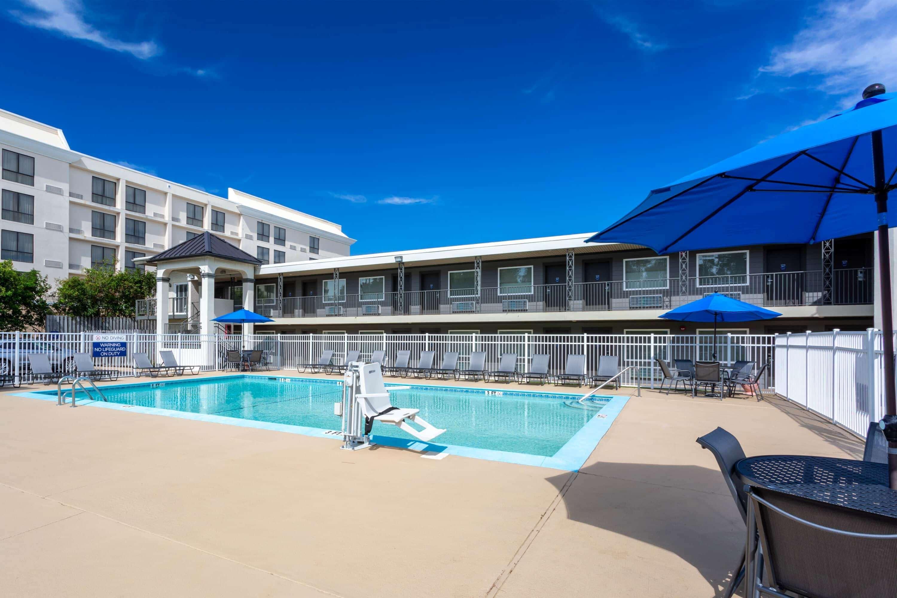 Days Inn By Wyndham Wilmington / University Εξωτερικό φωτογραφία
