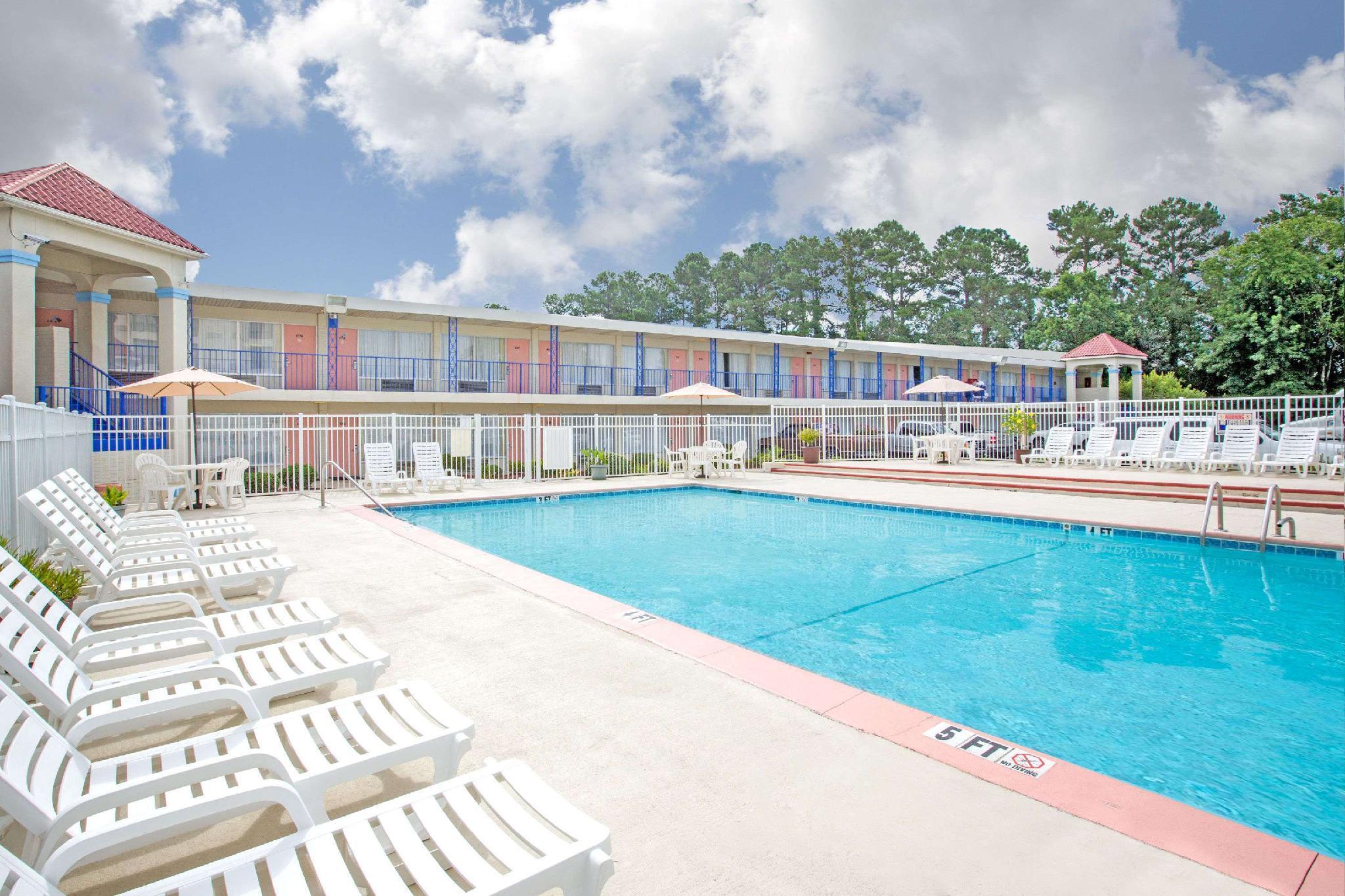 Days Inn By Wyndham Wilmington / University Εξωτερικό φωτογραφία