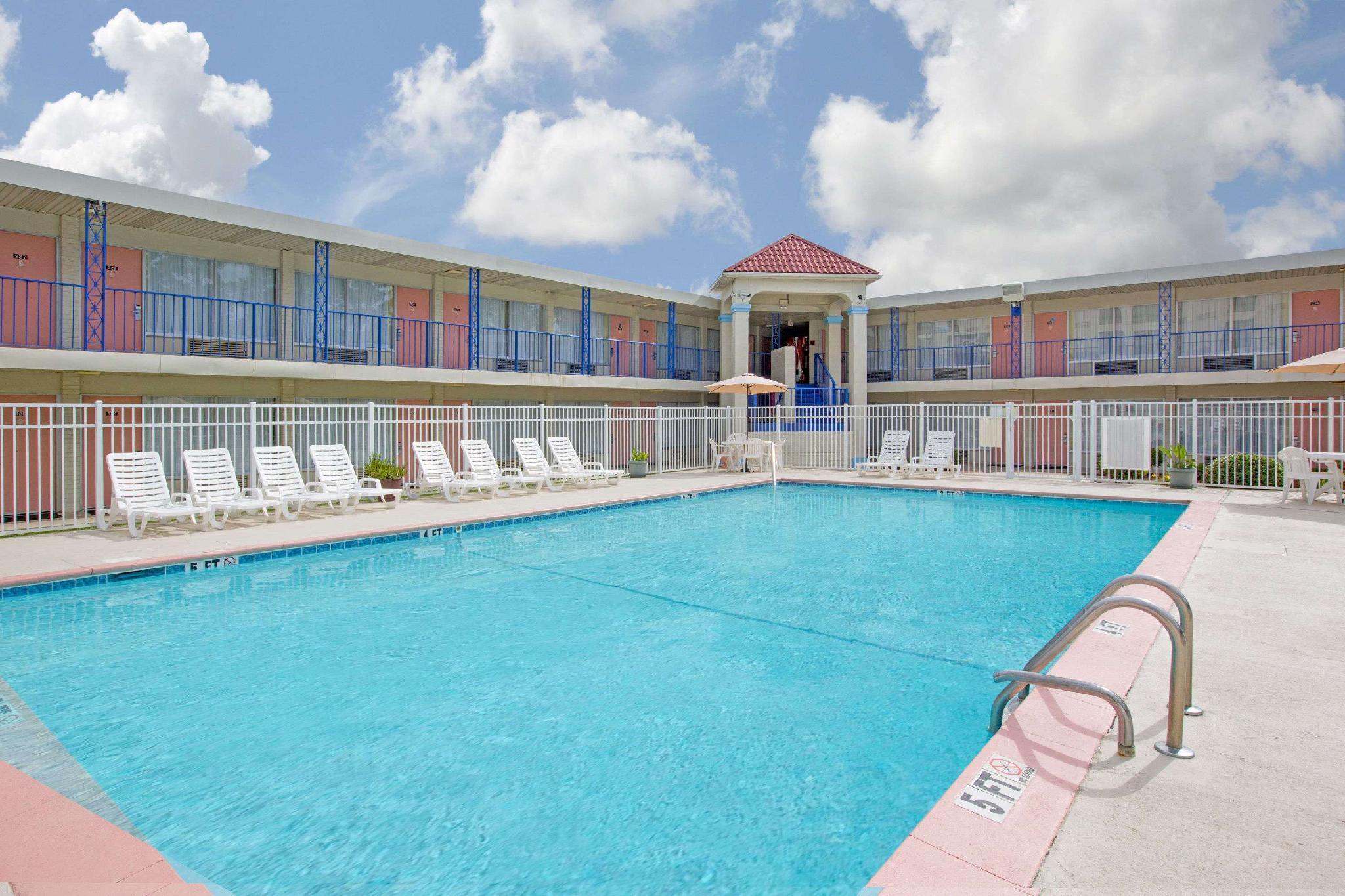 Days Inn By Wyndham Wilmington / University Εξωτερικό φωτογραφία